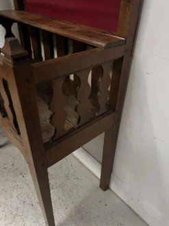 Meuble " Etimier de Picardie " en bois de chêne XVIII siècle