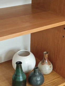 Meuble haut ancien télévision, Vaisselier armoire par Drevotex Zamberk