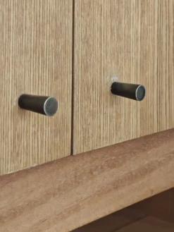 Meuble haut ancien télévision, Vaisselier armoire par Drevotex Zamberk