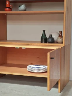 Meuble haut ancien télévision, Vaisselier armoire par Drevotex Zamberk