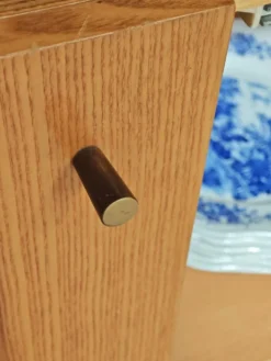 Meuble haut ancien télévision, Vaisselier armoire par Drevotex Zamberk