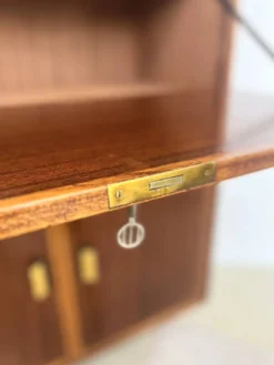Meuble haut en acajou à abattant — bar ou secrétaire, sur mesure, années 60