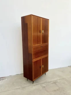Meuble haut en acajou à abattant — bar ou secrétaire, sur mesure, années 60
