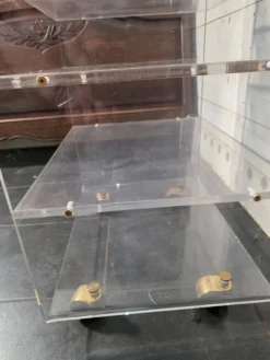 Meuble Hi-Fi en plexiglas des années 70