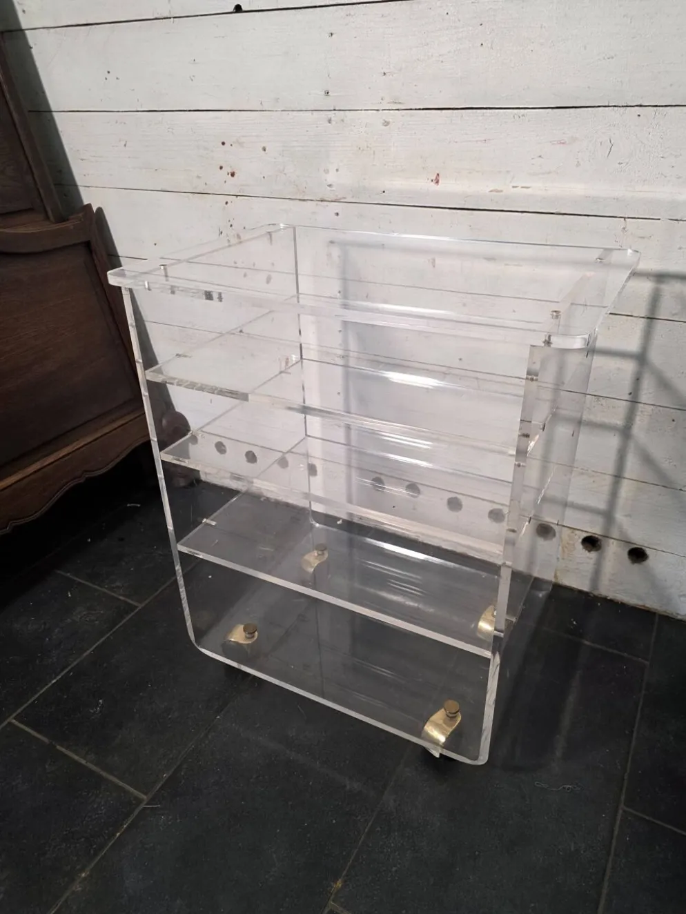 Meuble Hi-Fi en plexiglas des années 70