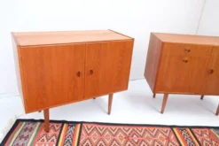 Meuble Hi-Fi vintage des années 1960, buffet en teck, style rétro.