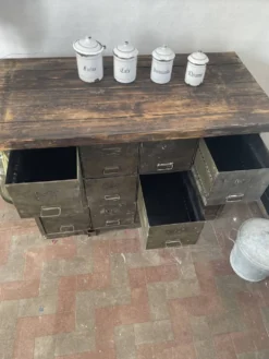 Meuble militaire 1945 12 tiroirs