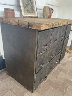 Meuble militaire 1945 12 tiroirs vintage industriel