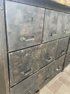 Meuble militaire 1945 12 tiroirs vintage industriel