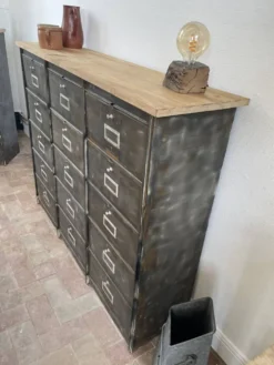 Meuble métal 15 clapets ronéo rénové