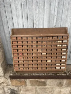Meuble métier avec tiroirs