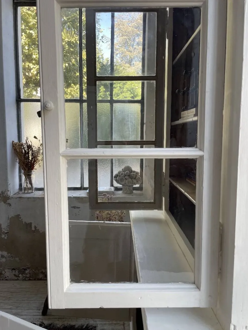 Meuble métier vitrine XL patine blanche