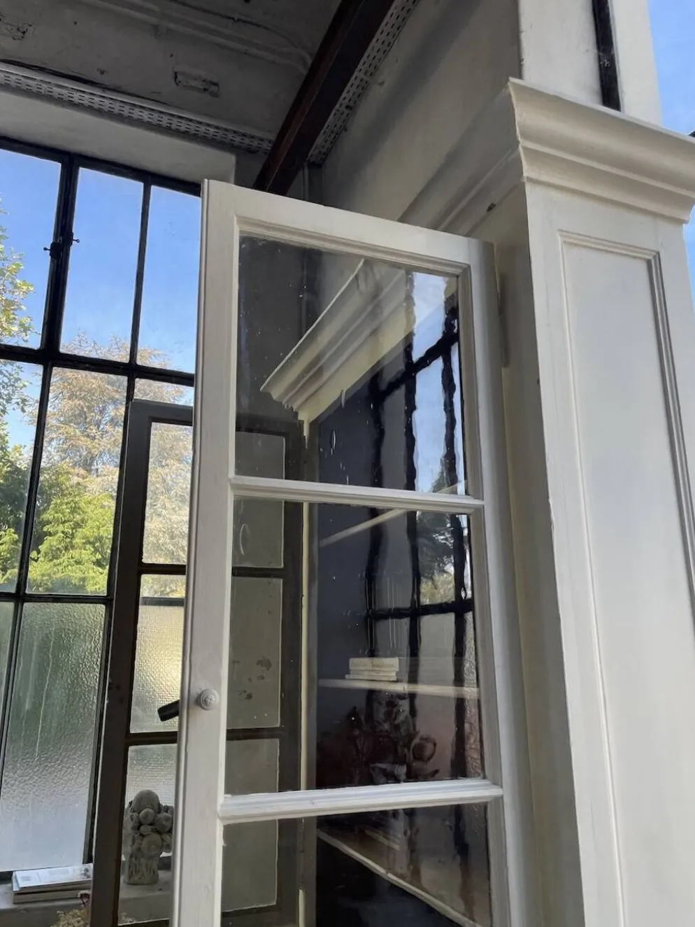 Meuble métier vitrine XL patine blanche
