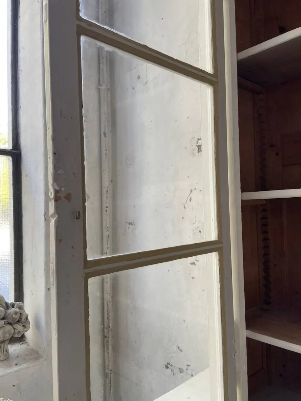 Meuble métier vitrine XL patine blanche
