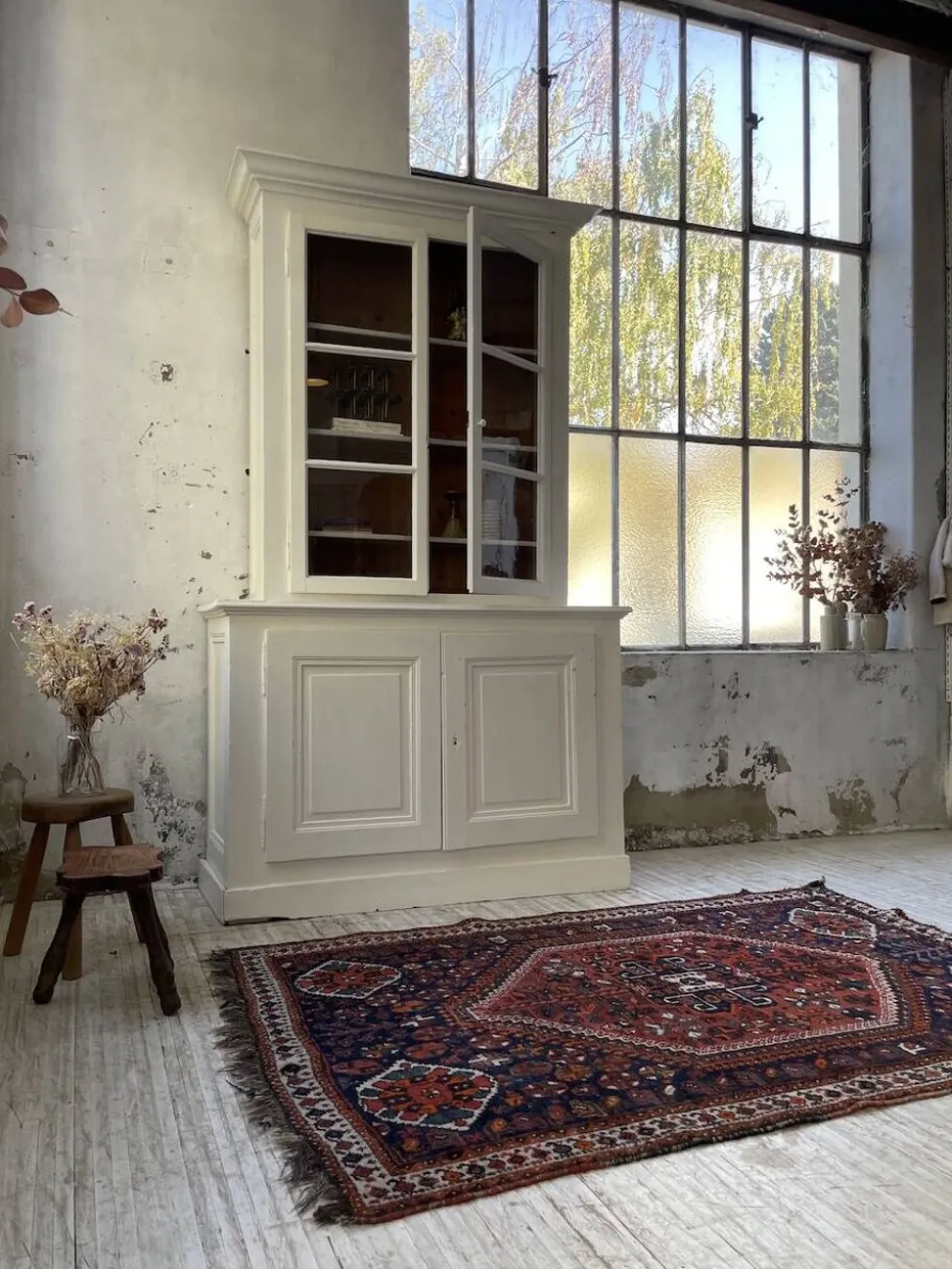 Meuble métier vitrine XL patine blanche