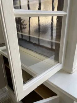 Meuble métier vitrine XL patine blanche