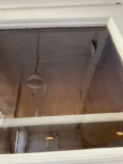 Meuble métier vitrine XL patine blanche