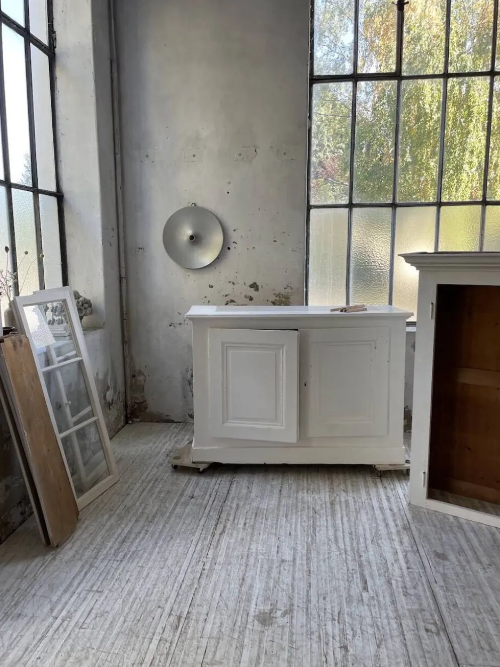 Meuble métier vitrine XL patine blanche