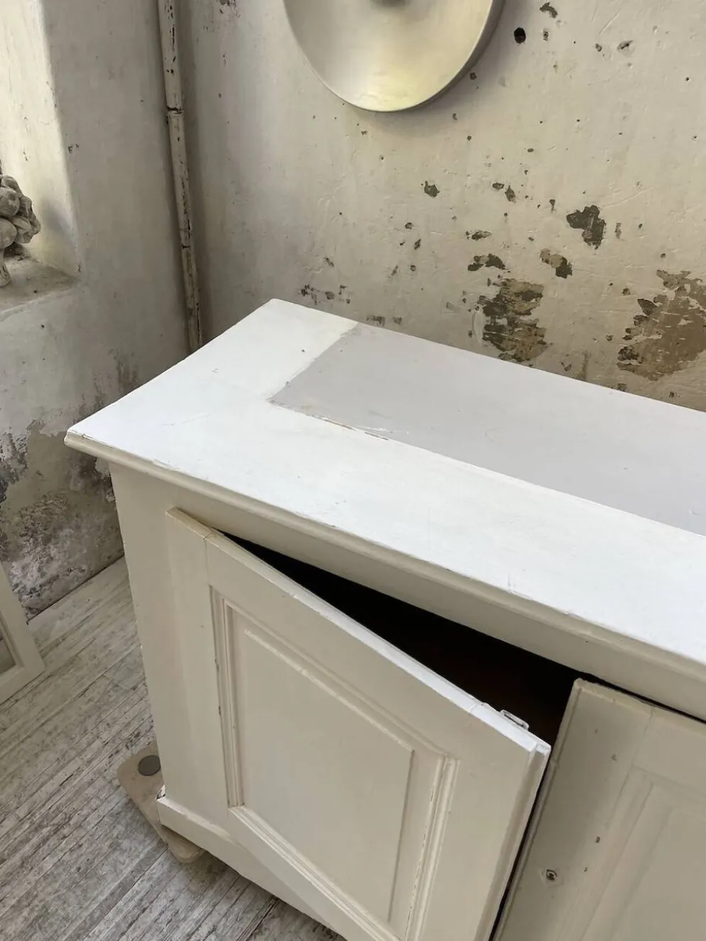 Meuble métier vitrine XL patine blanche