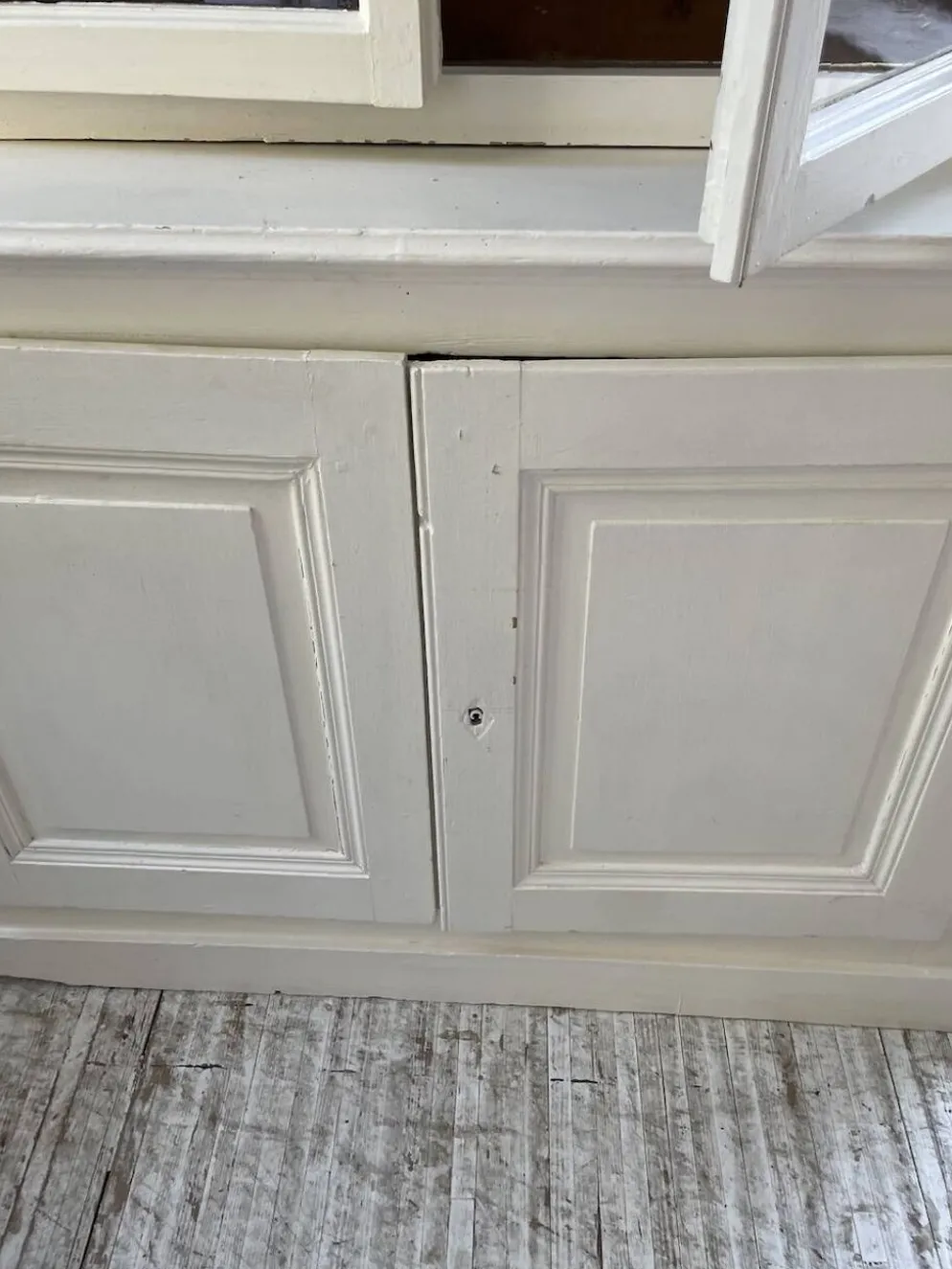 Meuble métier vitrine XL patine blanche