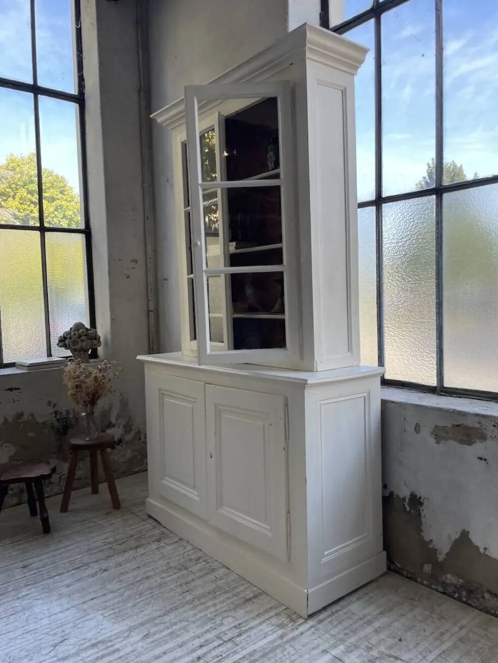 Meuble métier vitrine XL patine blanche