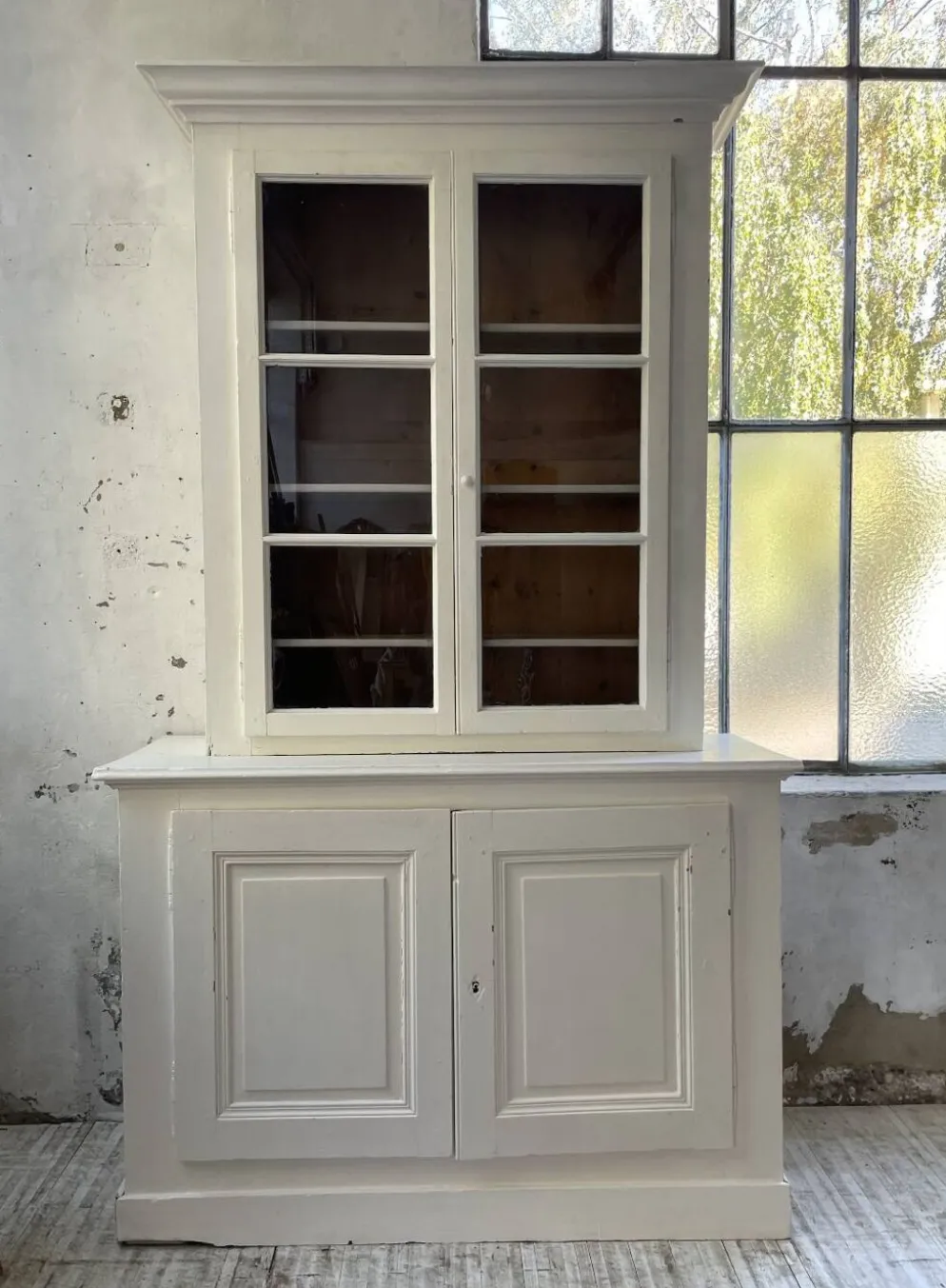 Meuble métier vitrine XL patine blanche