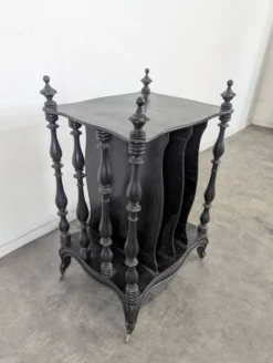 Meuble à partition de musique Napoléon III en bois noirci
