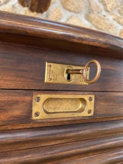 Meuble à partitions ancien à rideau en bois – début XXe