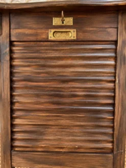 Meuble à partitions ancien à rideau en bois – début XXe
