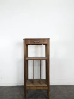 Meuble à partitions 1900 en noyer à casiers et un tiroir