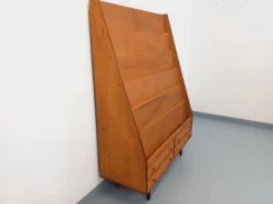 Meuble présentoir bibliothèque avec tiroirs vintage en bois des années 60