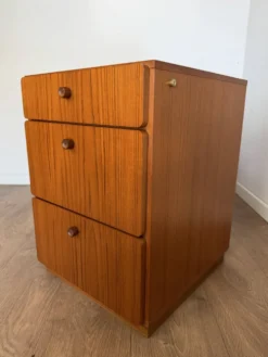 Meuble rangement avec clé