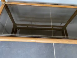 Meuble rangement télé en rotin et verre vintage 1950