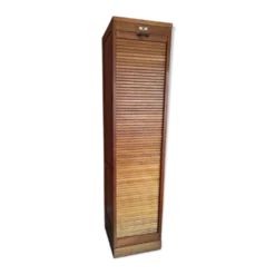 Meuble à rideaux