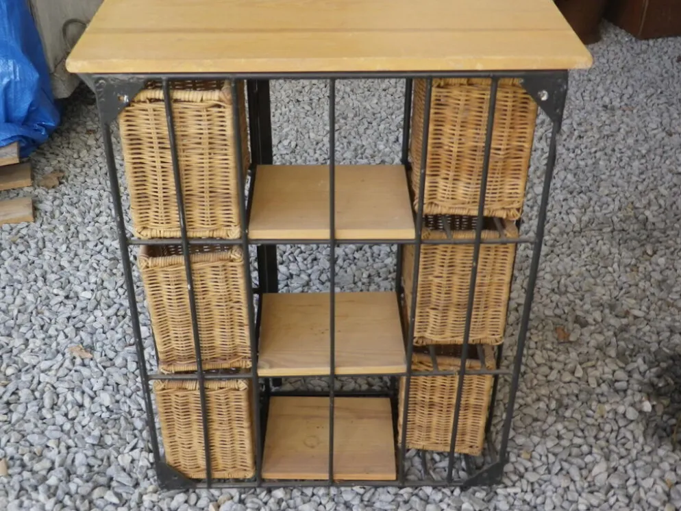 Meuble rotin métal