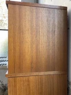 Meuble secrétaire moderniste en teck, années 50