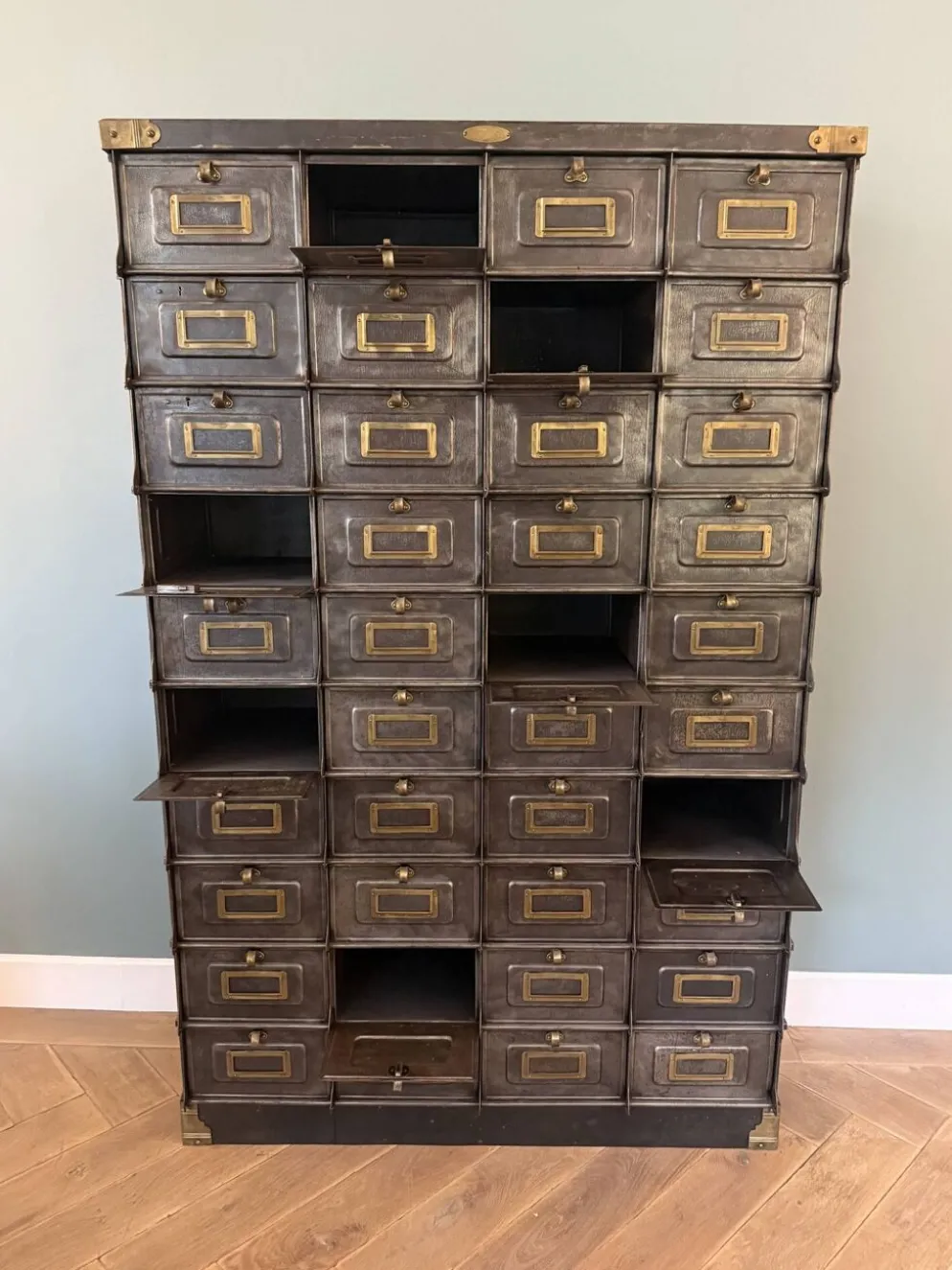Meuble Strafor 40 clapets - Exceptionnel