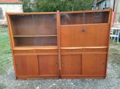 Meubles vitrine des années 50 bois et vitres