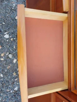Meubles vitrine des années 50 bois et vitres