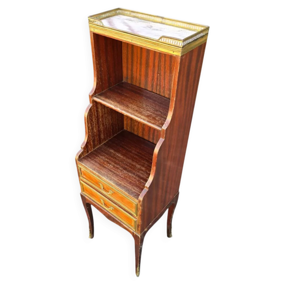 Meuble étagère de style Louis XVI en acajou et laiton
