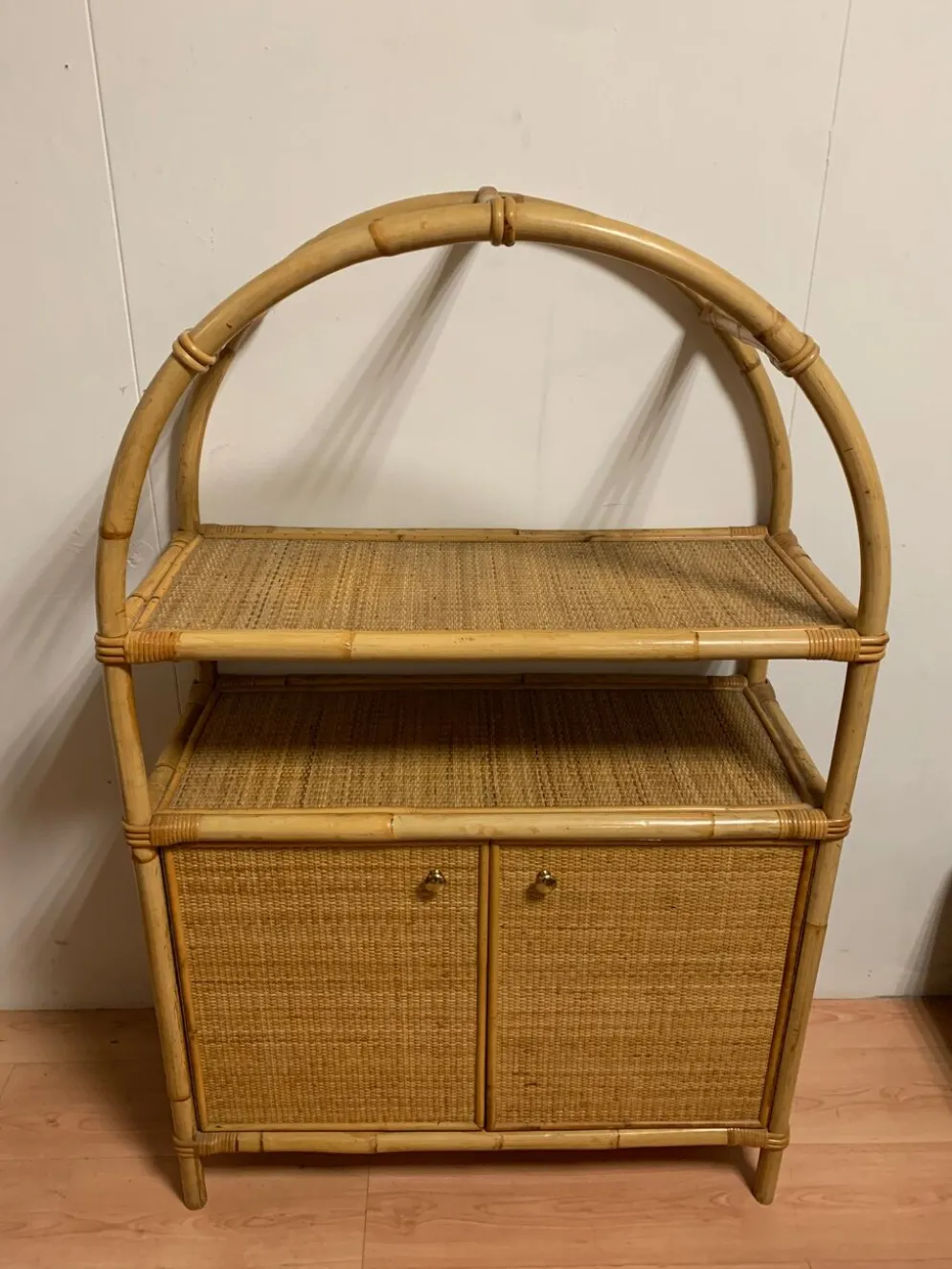Meuble étagère en rotin des années 1980’