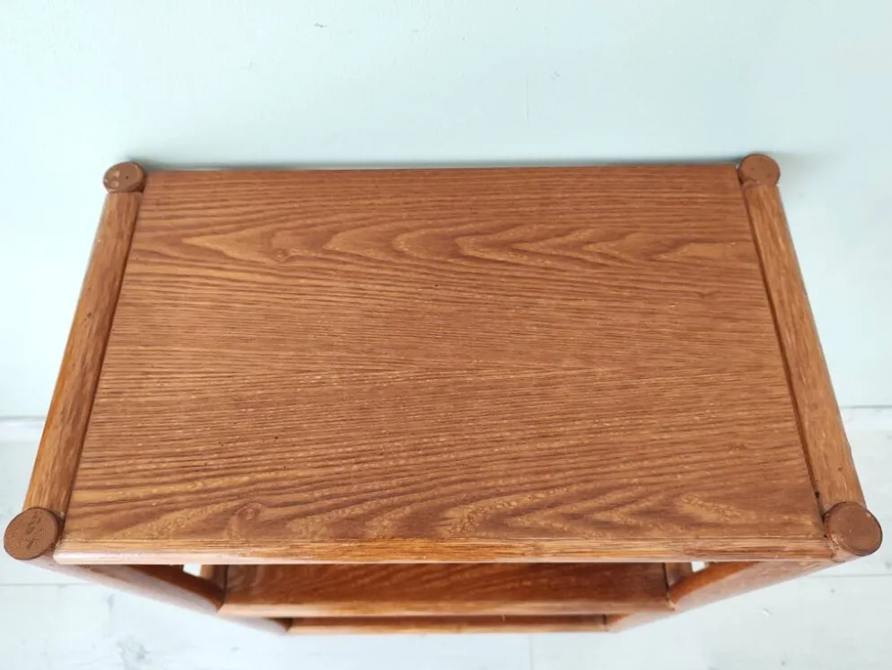 Meuble étagère en rotin et bois