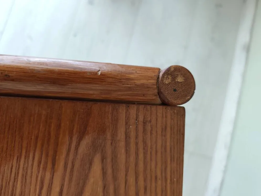 Meuble étagère en rotin et bois