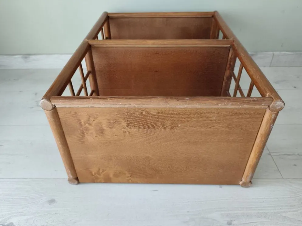 Meuble étagère en rotin et bois