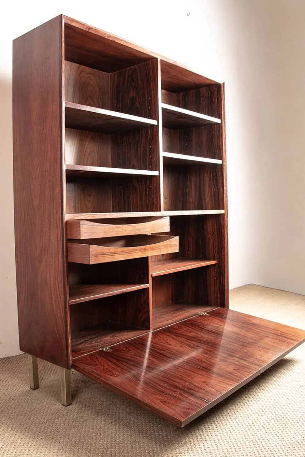 Meuble étagère et bar, Danois, en Palissandre et Laiton, Erik Brouer 1960.