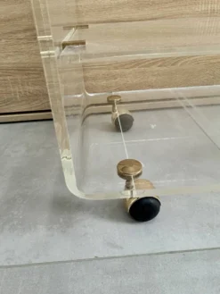 Meuble tele hi-fi en plexiglas transparent 1980 signé David Lange