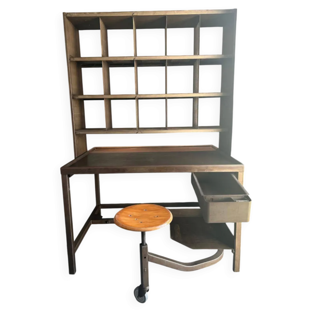 Meuble tri postal avec tabouret
