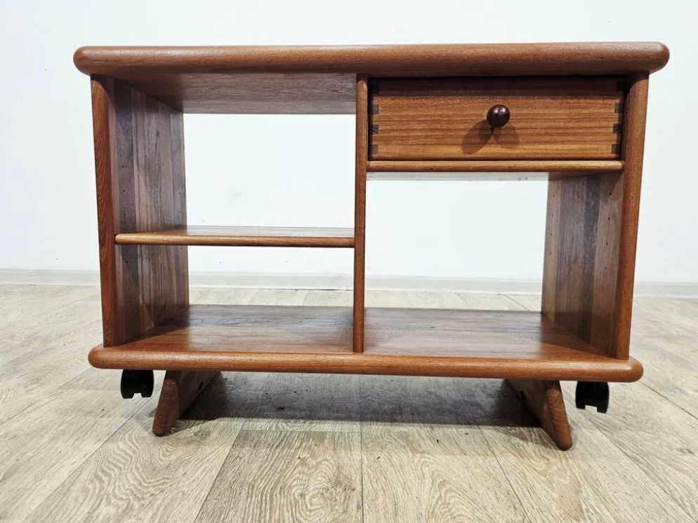 Meuble TV/Hi-Fi en teck unique – années 1970.