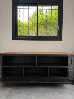 Meuble TV ou rangement en bois et métal
