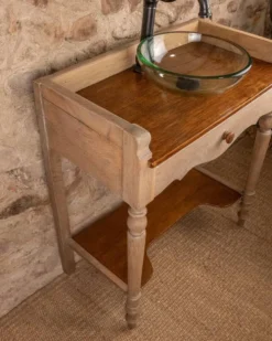 Meuble vasque en bois massif de style Louis-Philippe